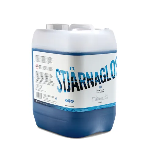 Plastic container filled with blue liquid, labeled "STJÄRNAGLOSS," likely a cleaning product. Text on the label: "SNÖ Snow Foam Pre-Wash" and "5 Litre." Additional safety information and social media icons also present.